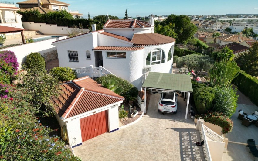 Herverkoop - Villa -
Rojales - Ciudad Quesada