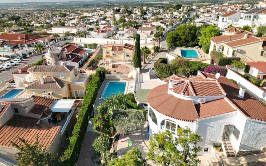 Herverkoop - Villa -
Rojales - Ciudad Quesada