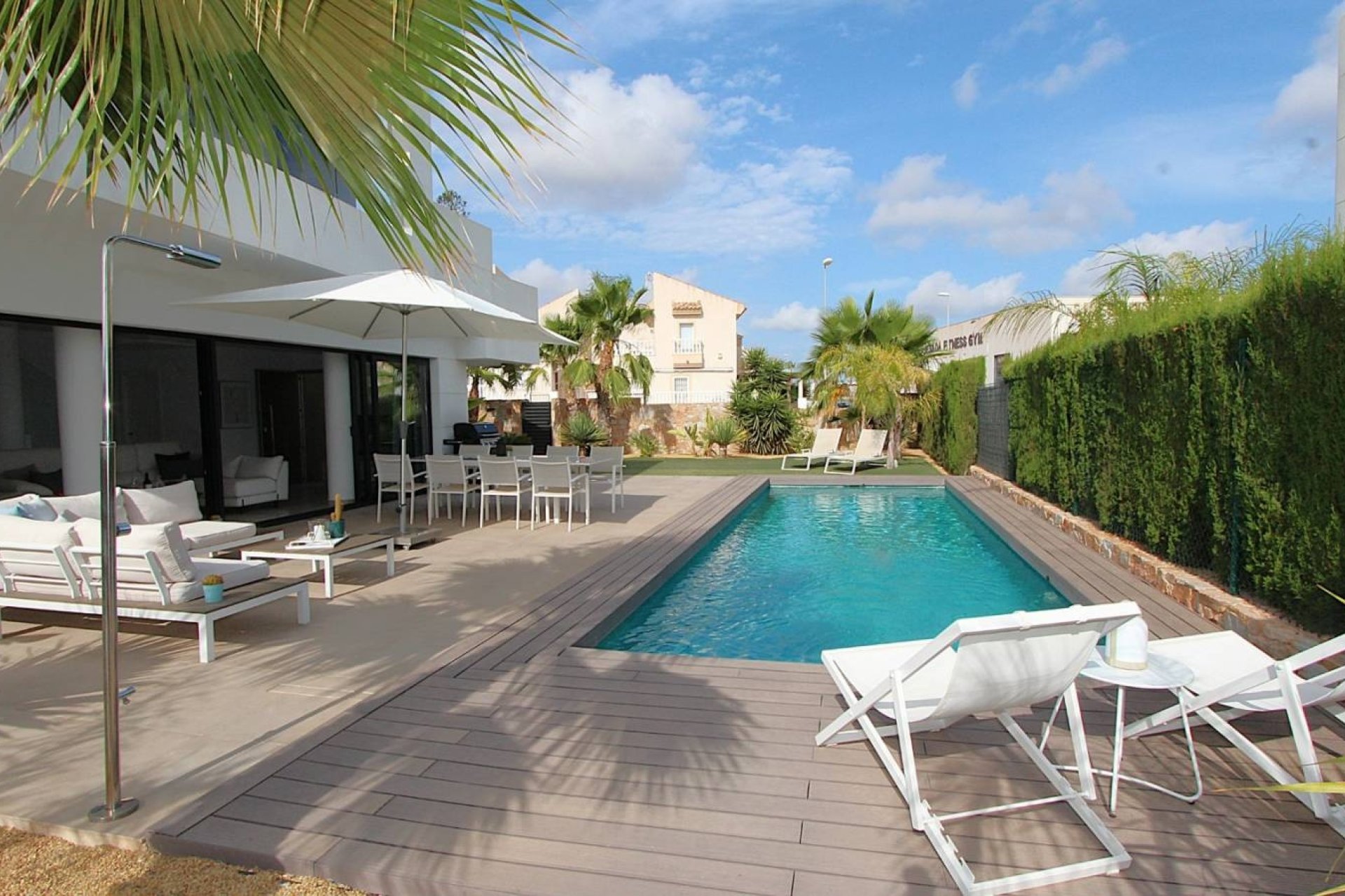 Herverkoop - Villa -
Rojales - Ciudad Quesada