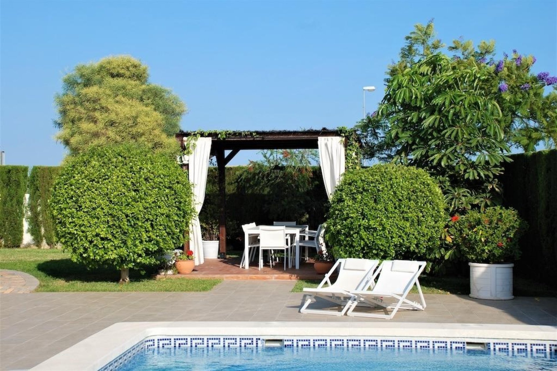 Herverkoop - Villa -
Rojales - Inland