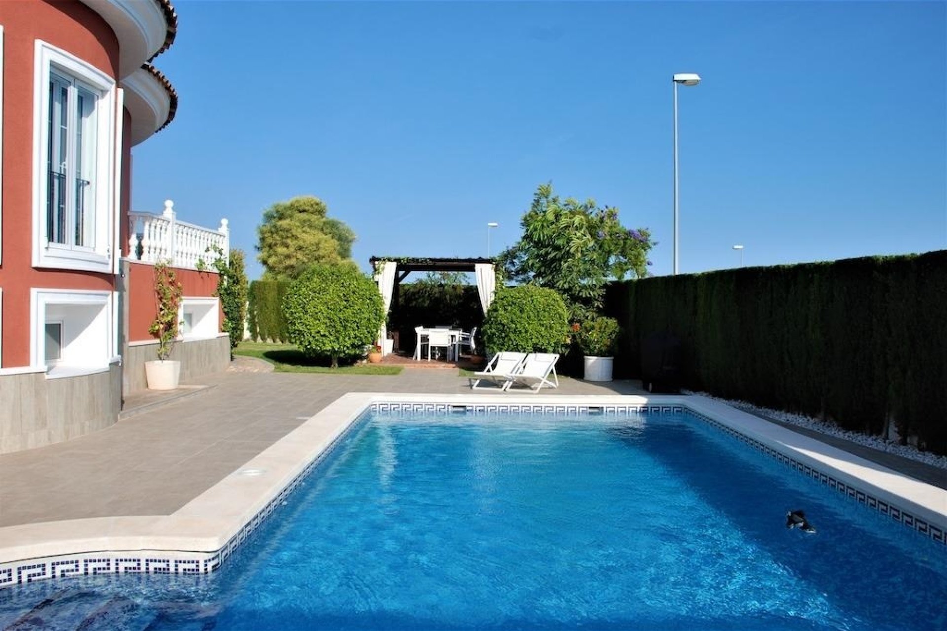 Herverkoop - Villa -
Rojales - Inland