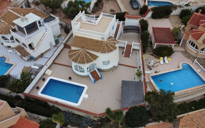 Herverkoop - Villa -
Rojales - Inland