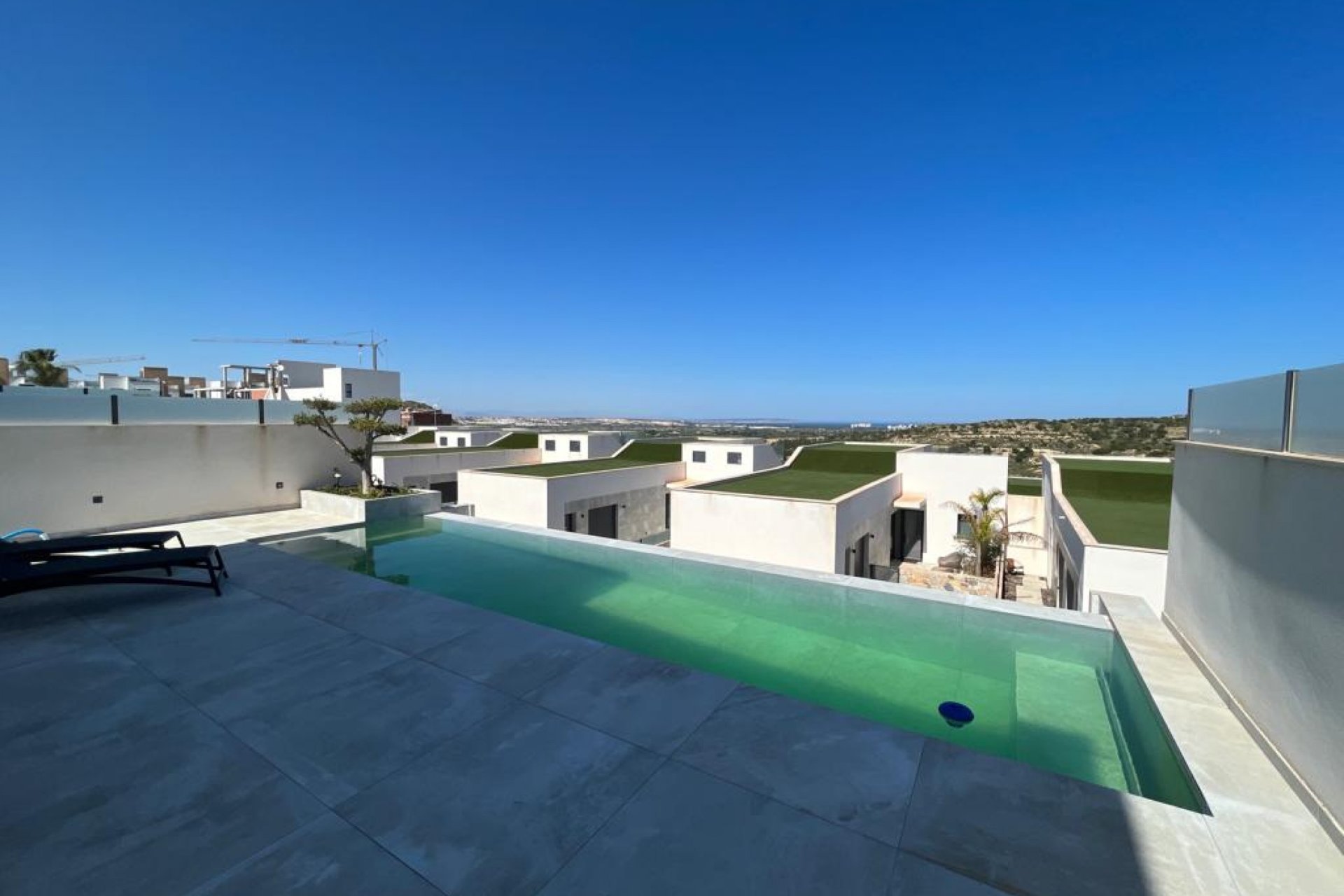 Herverkoop - Villa -
Rojales - Inland