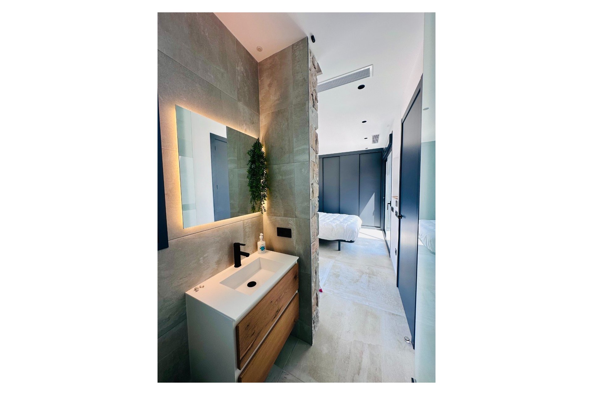 Herverkoop - Villa -
Rojales