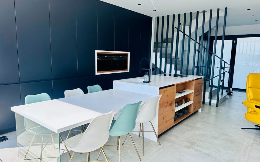 Herverkoop - Villa -
Rojales