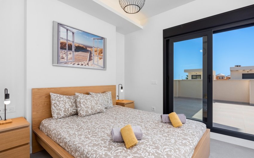 Herverkoop - Villa -
San Fulgencio - La Marina