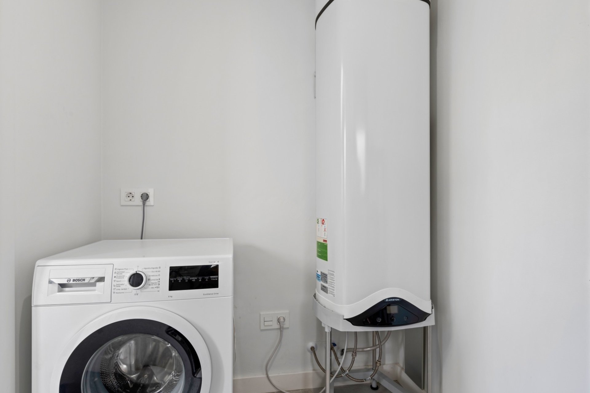 Herverkoop - Villa -
San Fulgencio - La Marina