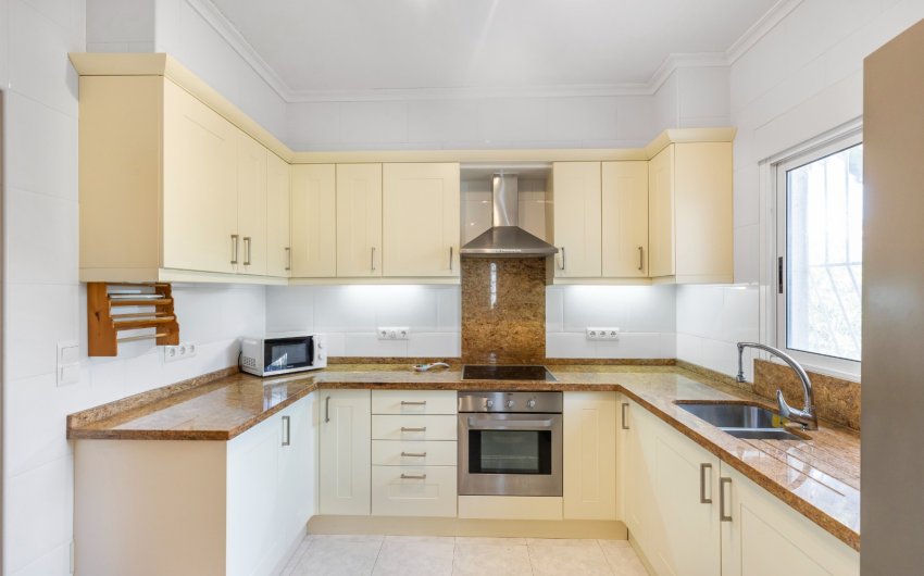 Herverkoop - Villa -
San Fulgencio