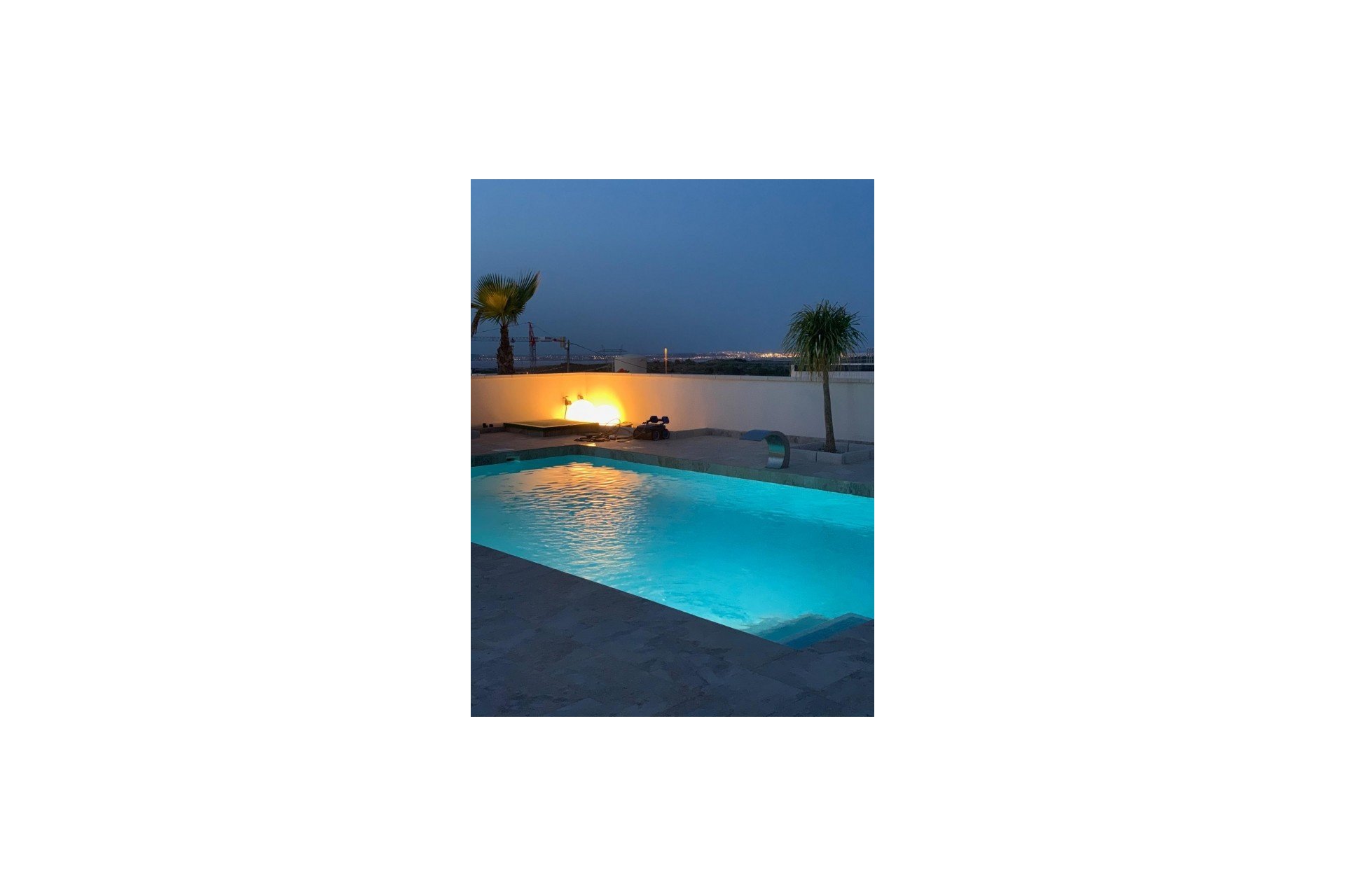 Herverkoop - Villa -
San Miguel de Salinas - Inland