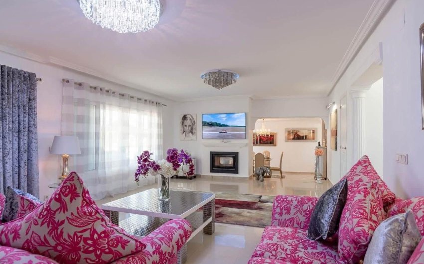 Herverkoop - Villa -
San Miguel de Salinas - Inland