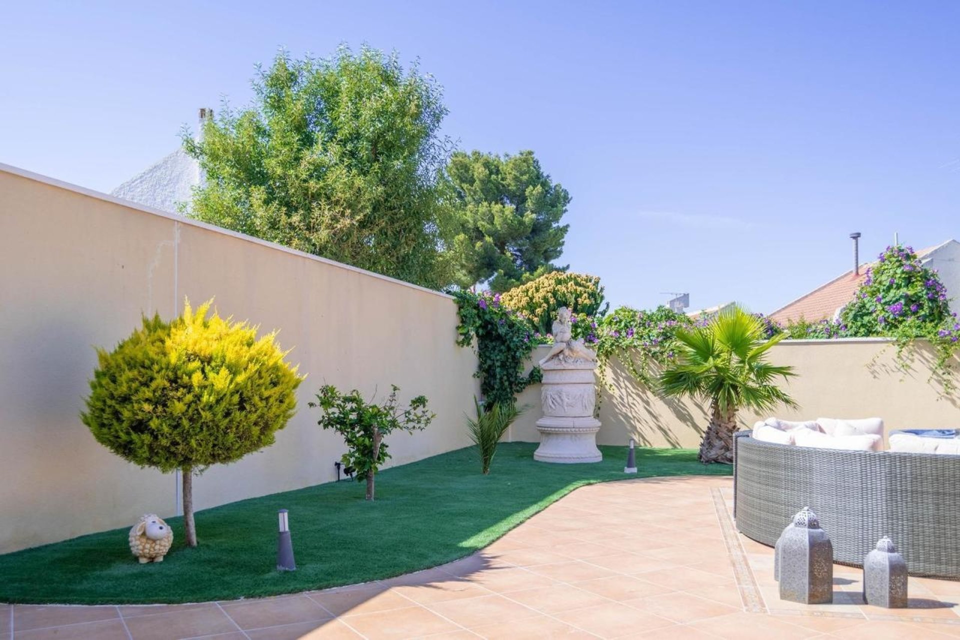 Herverkoop - Villa -
San Miguel de Salinas - Inland