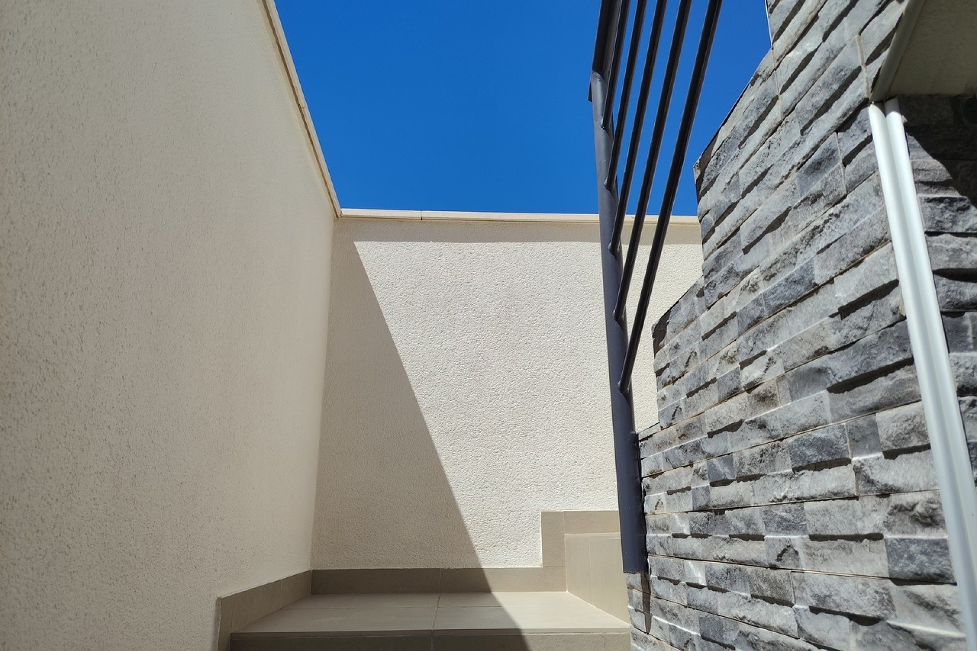 Herverkoop - Villa -
San Miguel de Salinas - Inland