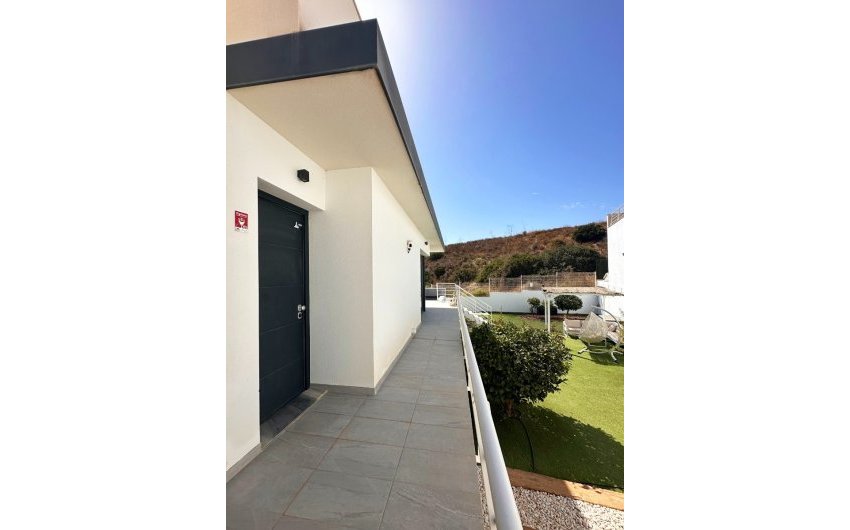 Herverkoop - Villa -
San Miguel de Salinas - Inland