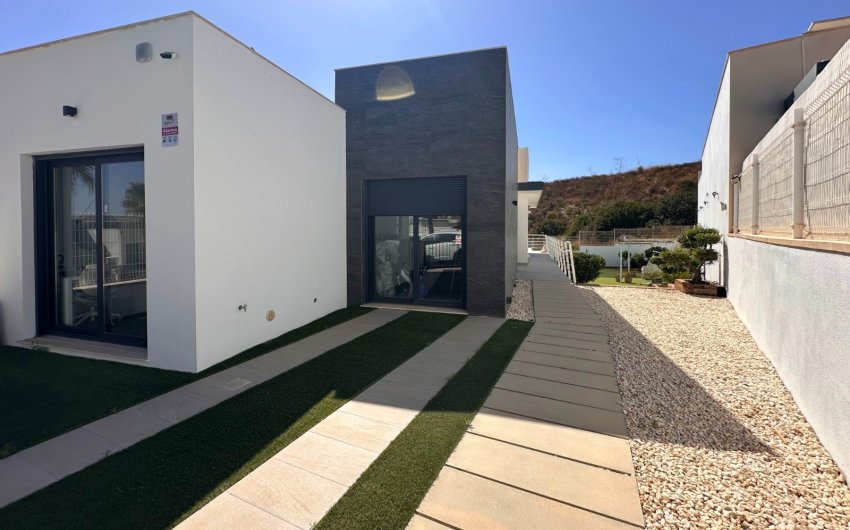 Herverkoop - Villa -
San Miguel de Salinas - Inland