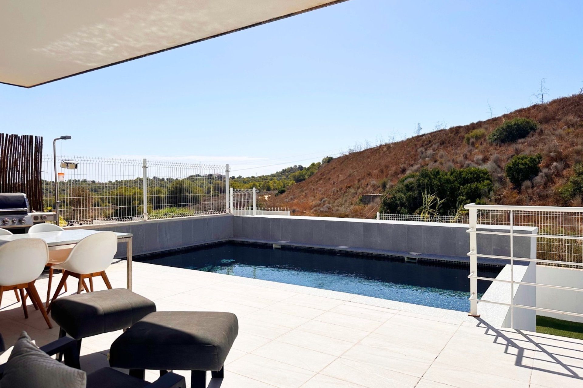 Herverkoop - Villa -
San Miguel de Salinas - Inland