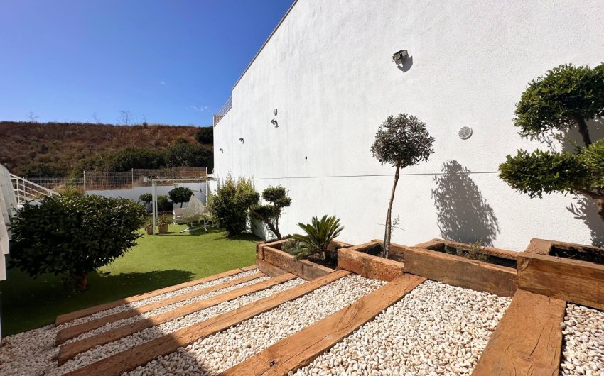 Herverkoop - Villa -
San Miguel de Salinas - Inland