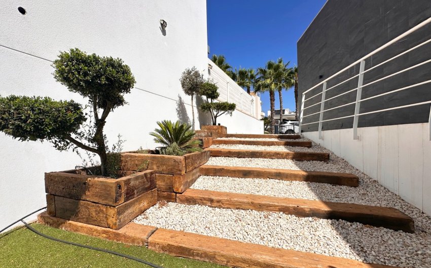 Herverkoop - Villa -
San Miguel de Salinas - Inland