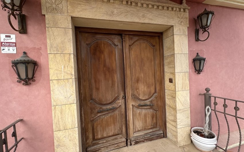 Herverkoop - Villa -
San Miguel de Salinas - Inland