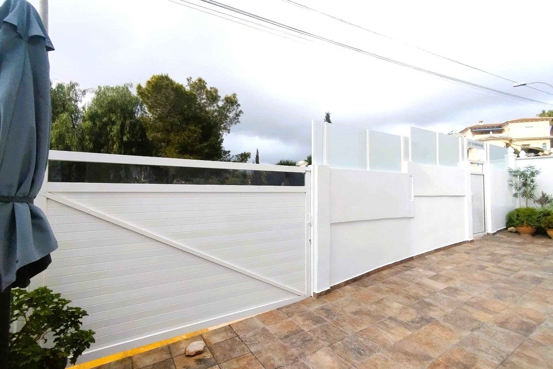 Herverkoop - Villa -
San Miguel de Salinas - Inland