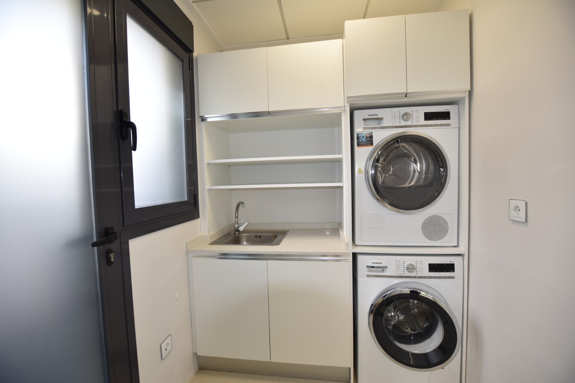 Herverkoop - Villa -
San Miguel de Salinas - Inland