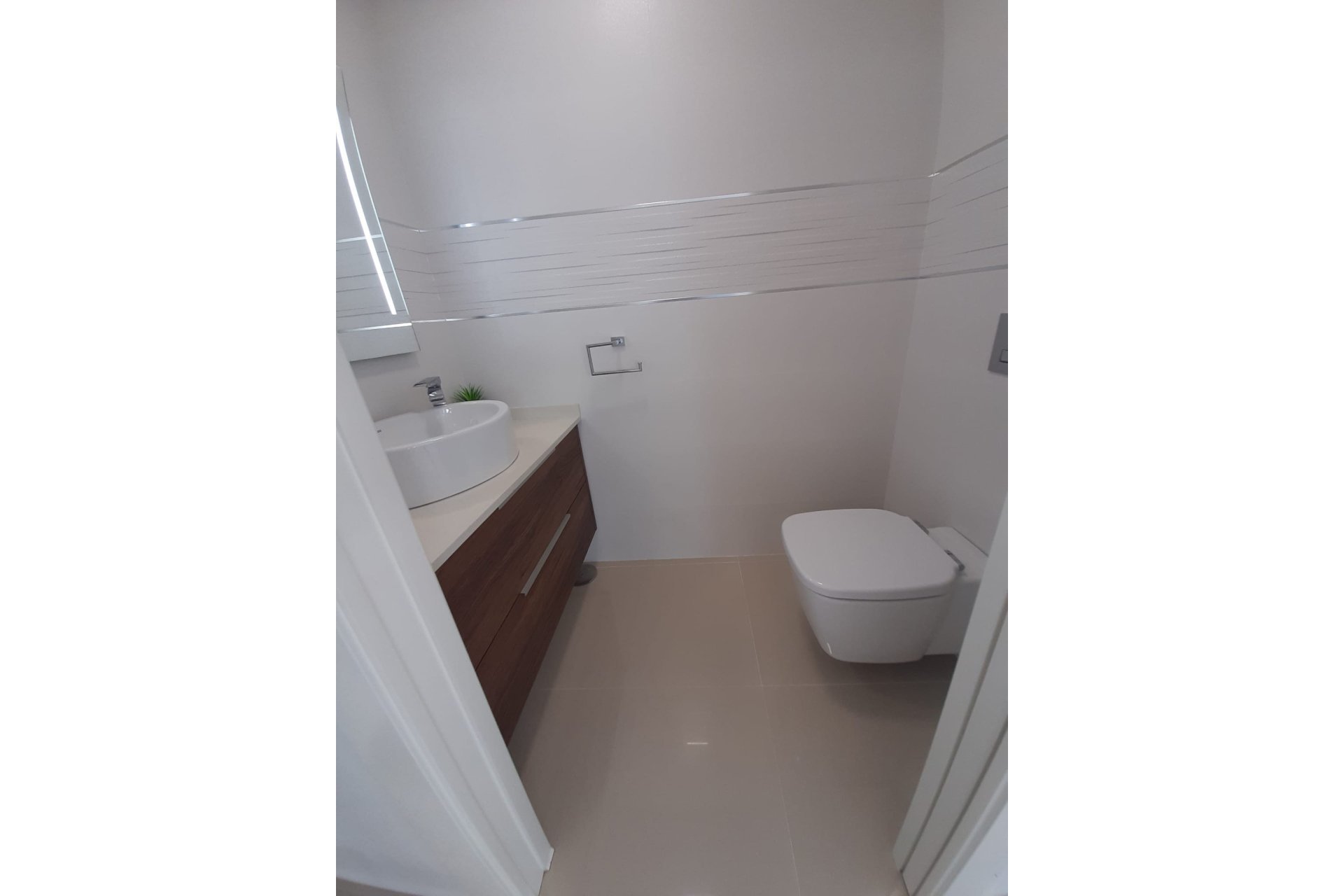 Herverkoop - Villa -
San Miguel de Salinas - Inland