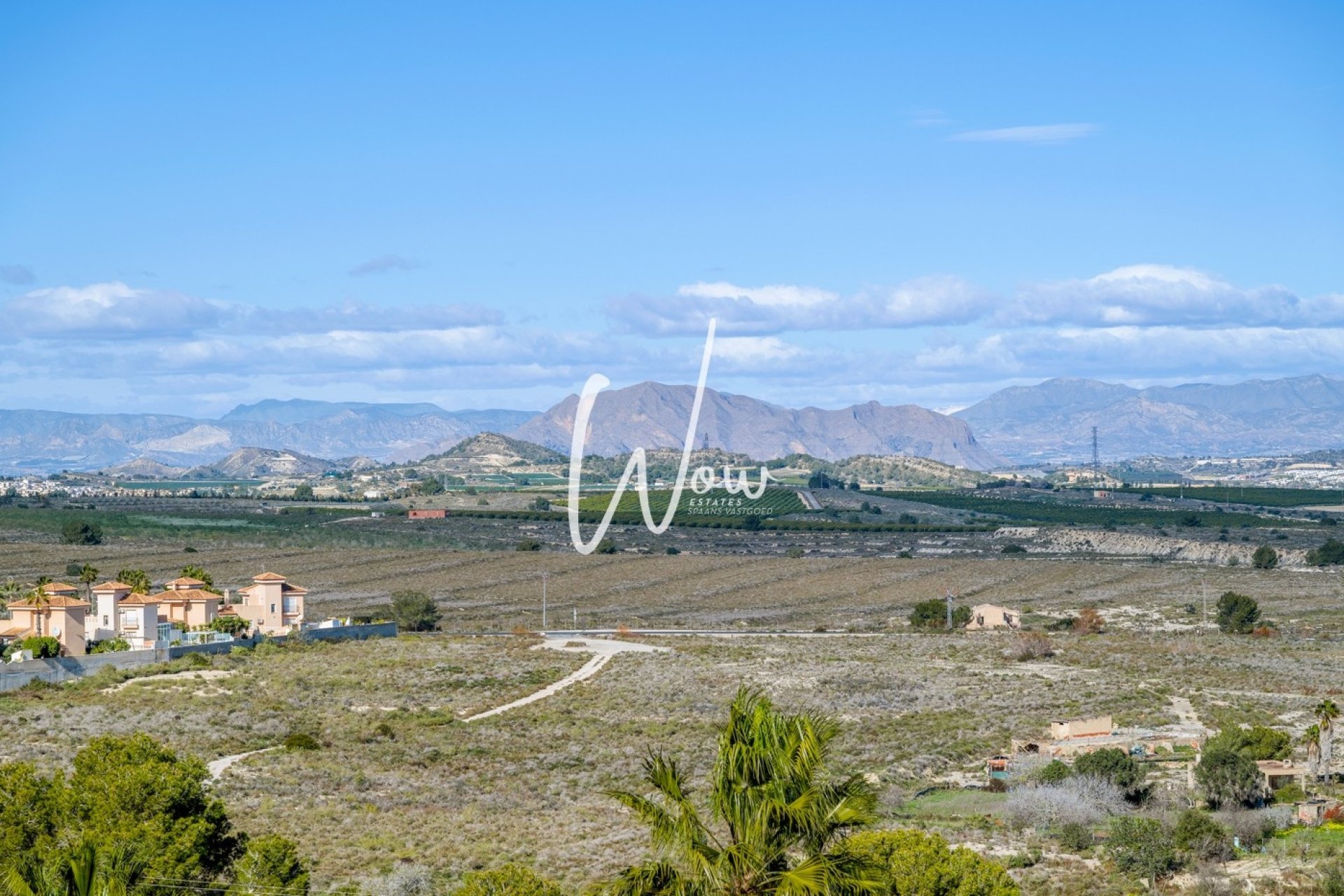 Herverkoop - Villa -
San Miguel de Salinas - Inland