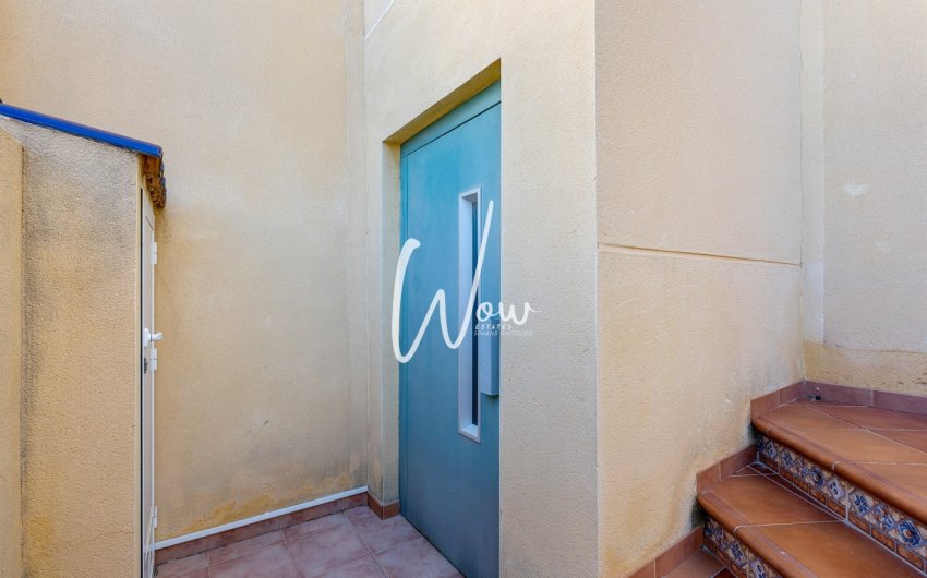 Herverkoop - Villa -
San Miguel de Salinas - Inland