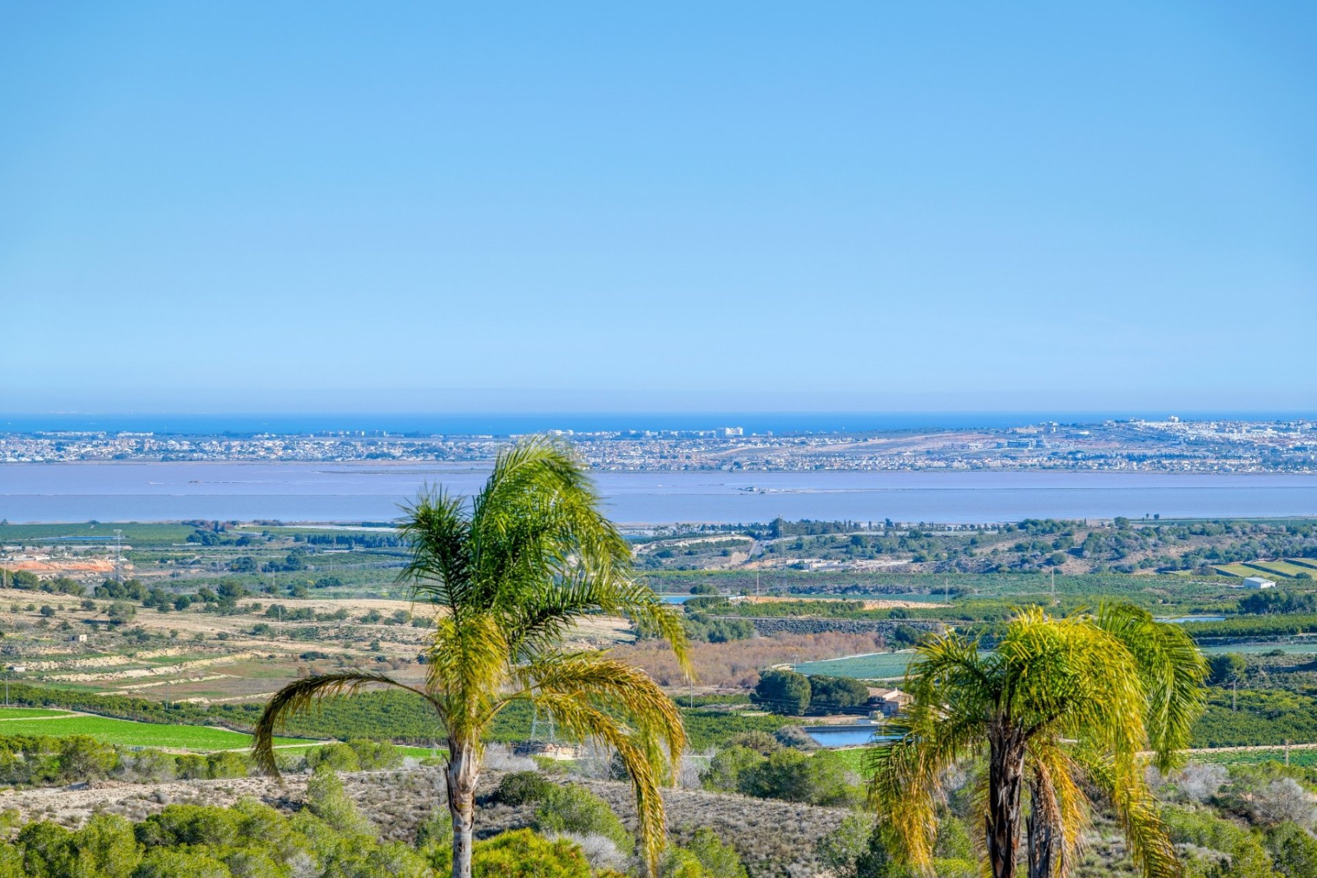 Herverkoop - Villa -
San Miguel de Salinas - Inland