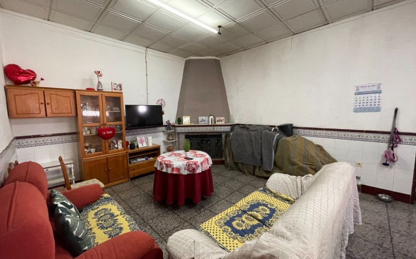 Herverkoop - Villa -
San Miguel de Salinas - Inland