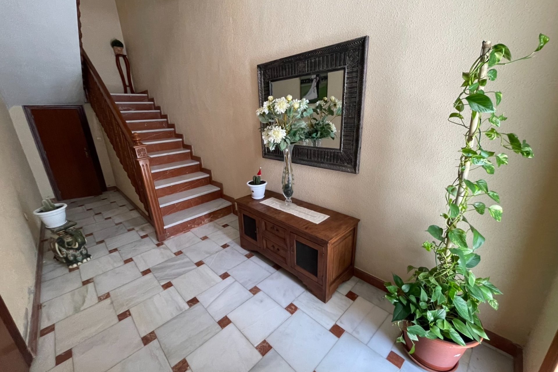 Herverkoop - Villa -
San Miguel de Salinas - Inland