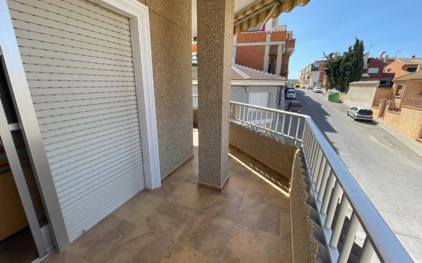 Herverkoop - Villa -
San Miguel de Salinas - Inland