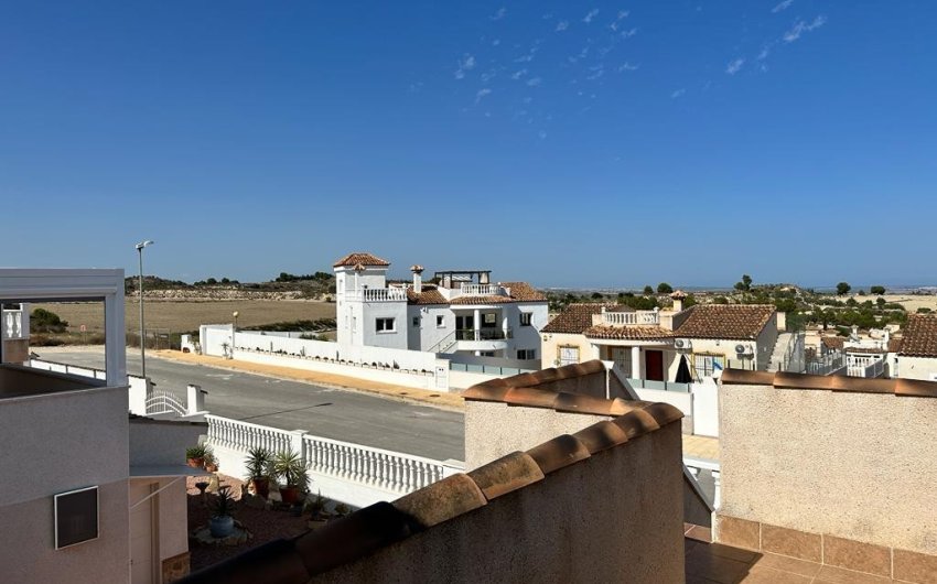 Herverkoop - Villa -
San Miguel de Salinas - Inland