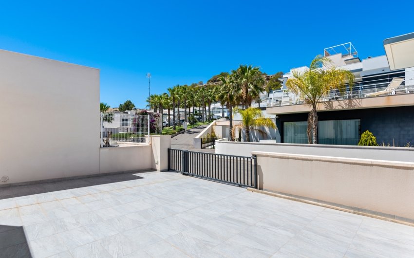 Herverkoop - Villa -
San Miguel de Salinas - Inland