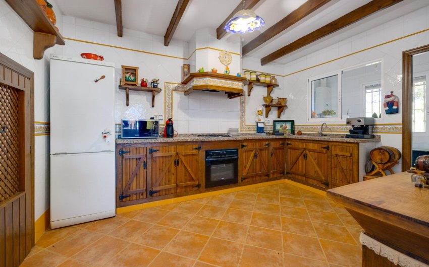 Herverkoop - Villa -
San Miguel de Salinas - Inland