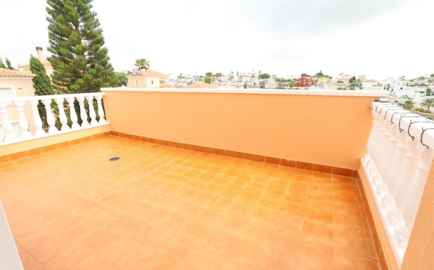 Herverkoop - Villa -
San Miguel de Salinas - Inland