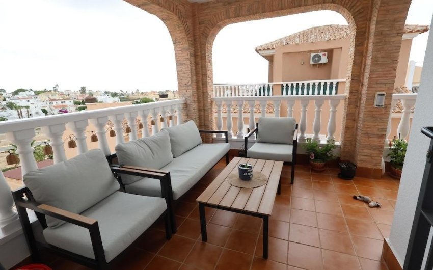 Herverkoop - Villa -
San Miguel de Salinas - Inland