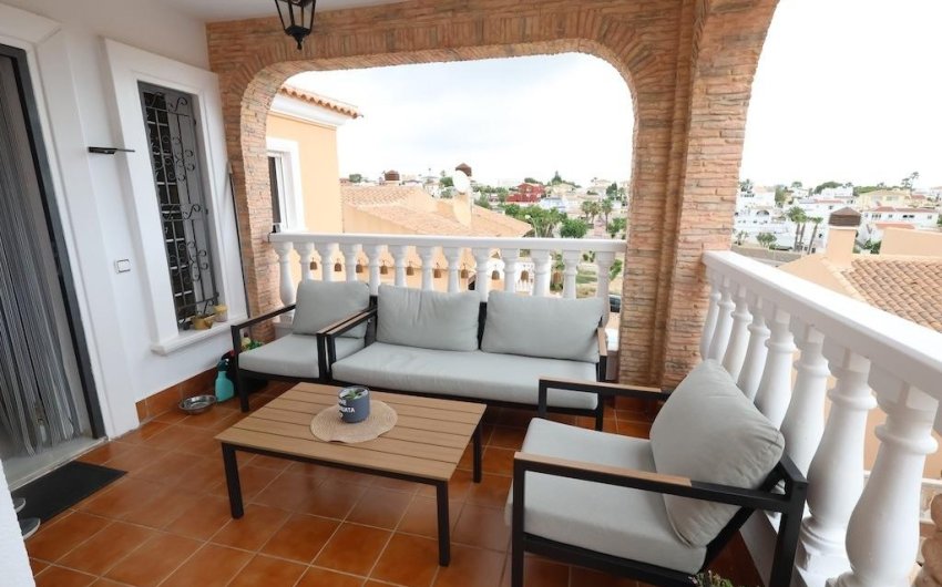 Herverkoop - Villa -
San Miguel de Salinas - Inland