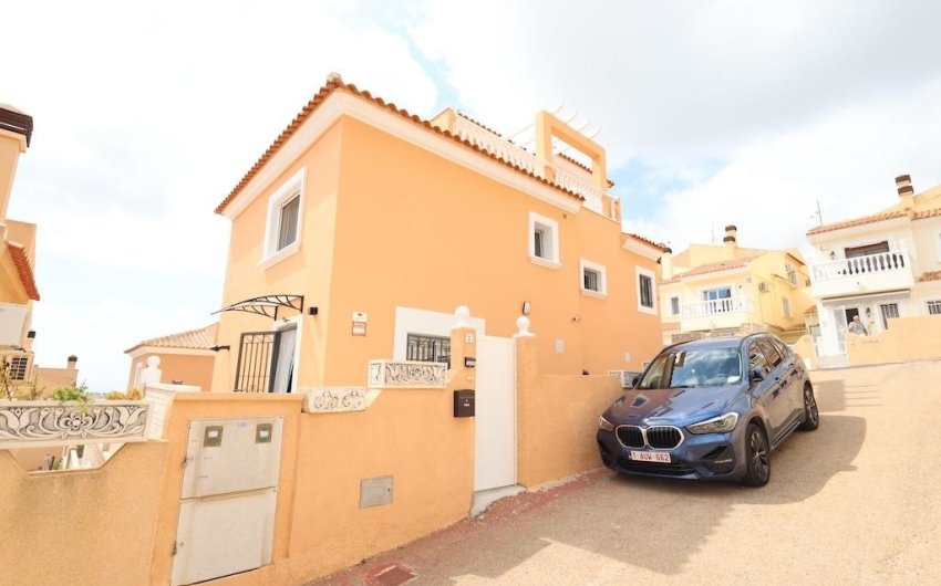 Herverkoop - Villa -
San Miguel de Salinas - Inland