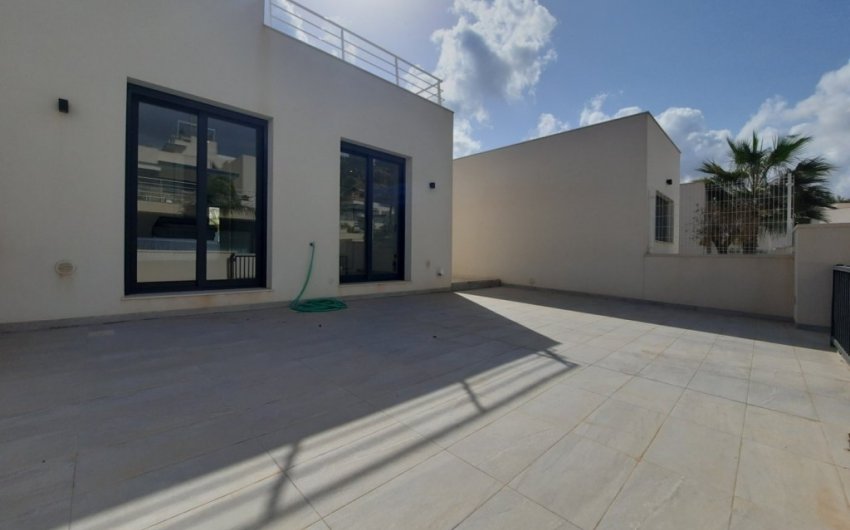 Herverkoop - Villa -
San Miguel de Salinas - Inland