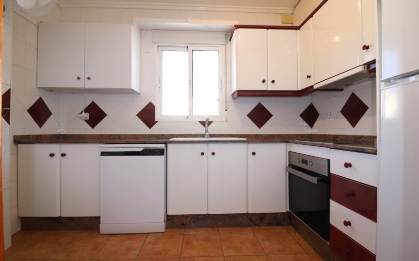 Herverkoop - Villa -
San Miguel de Salinas - Lake View Mansions