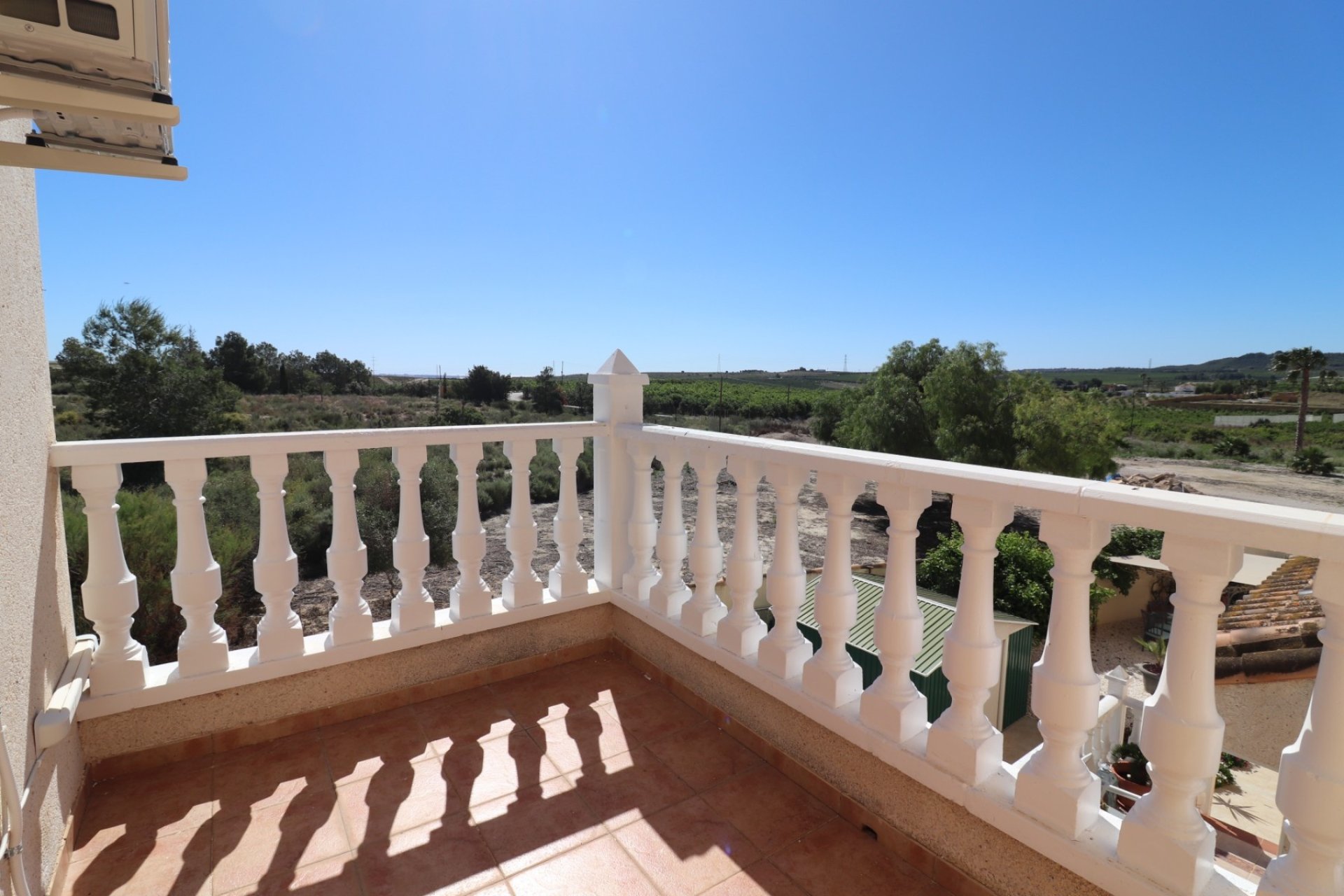 Herverkoop - Villa -
San Miguel de Salinas - Lake View Mansions