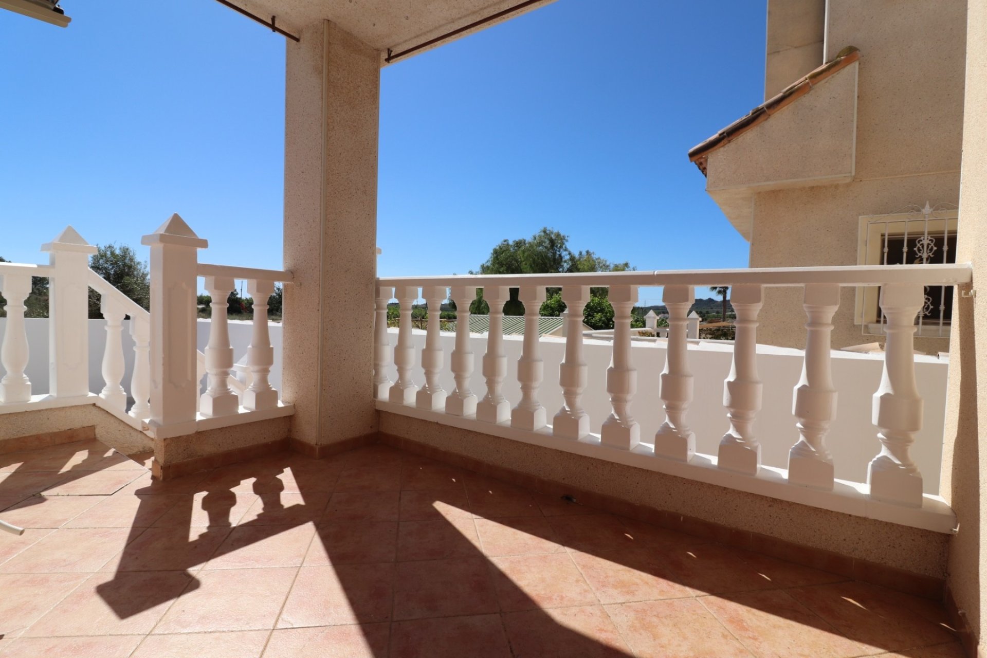 Herverkoop - Villa -
San Miguel de Salinas - Lake View Mansions