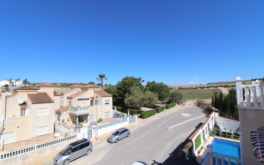 Herverkoop - Villa -
San Miguel de Salinas - Lake View Mansions