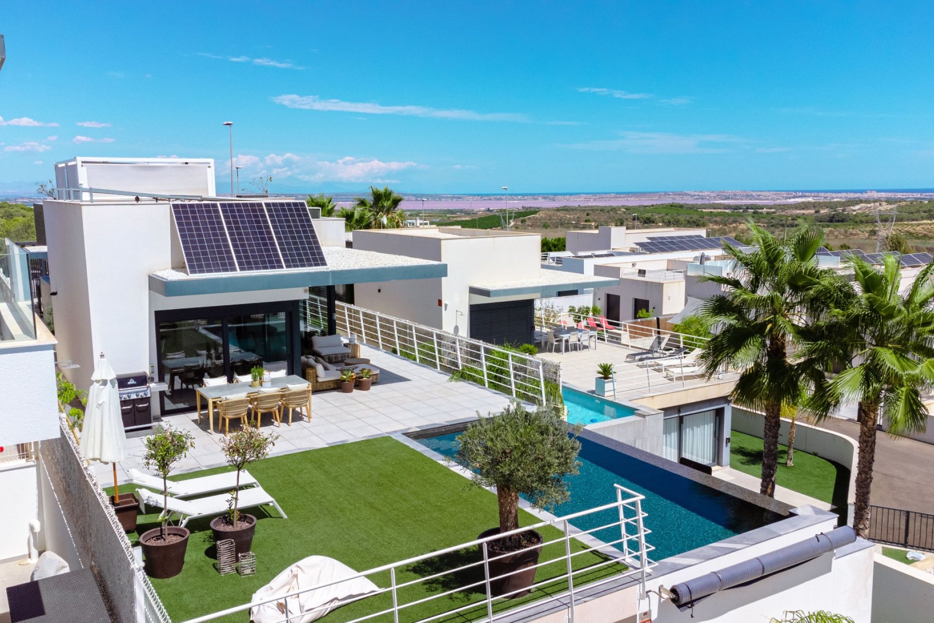 Herverkoop - Villa -
San Miguel de Salinas