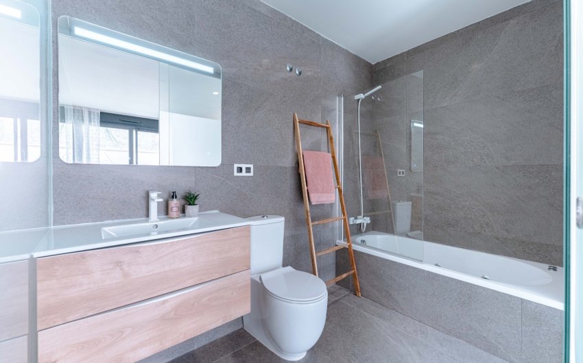 Herverkoop - Villa -
San Miguel de Salinas