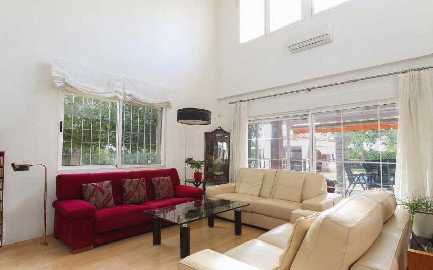 Herverkoop - Villa -
San Vicente del Raspeig