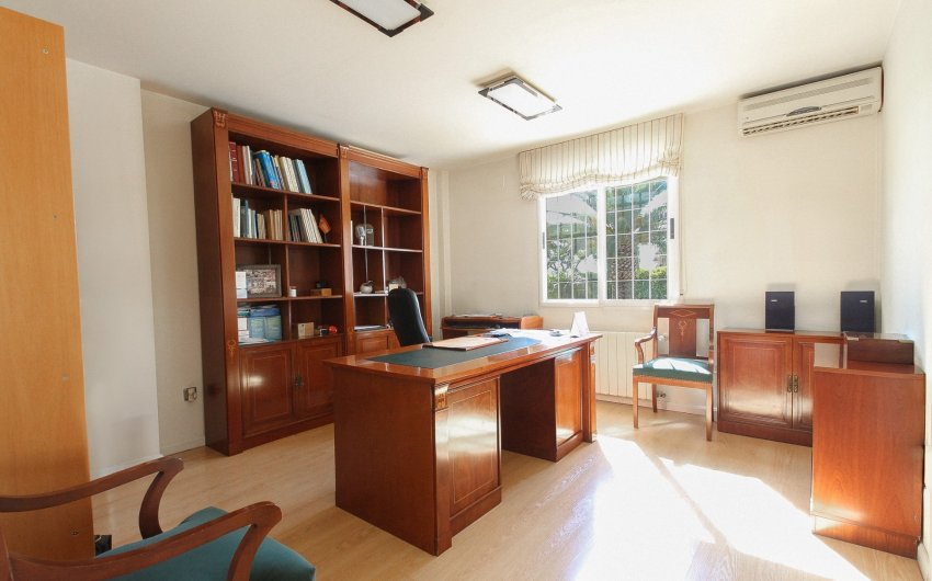 Herverkoop - Villa -
San Vicente del Raspeig