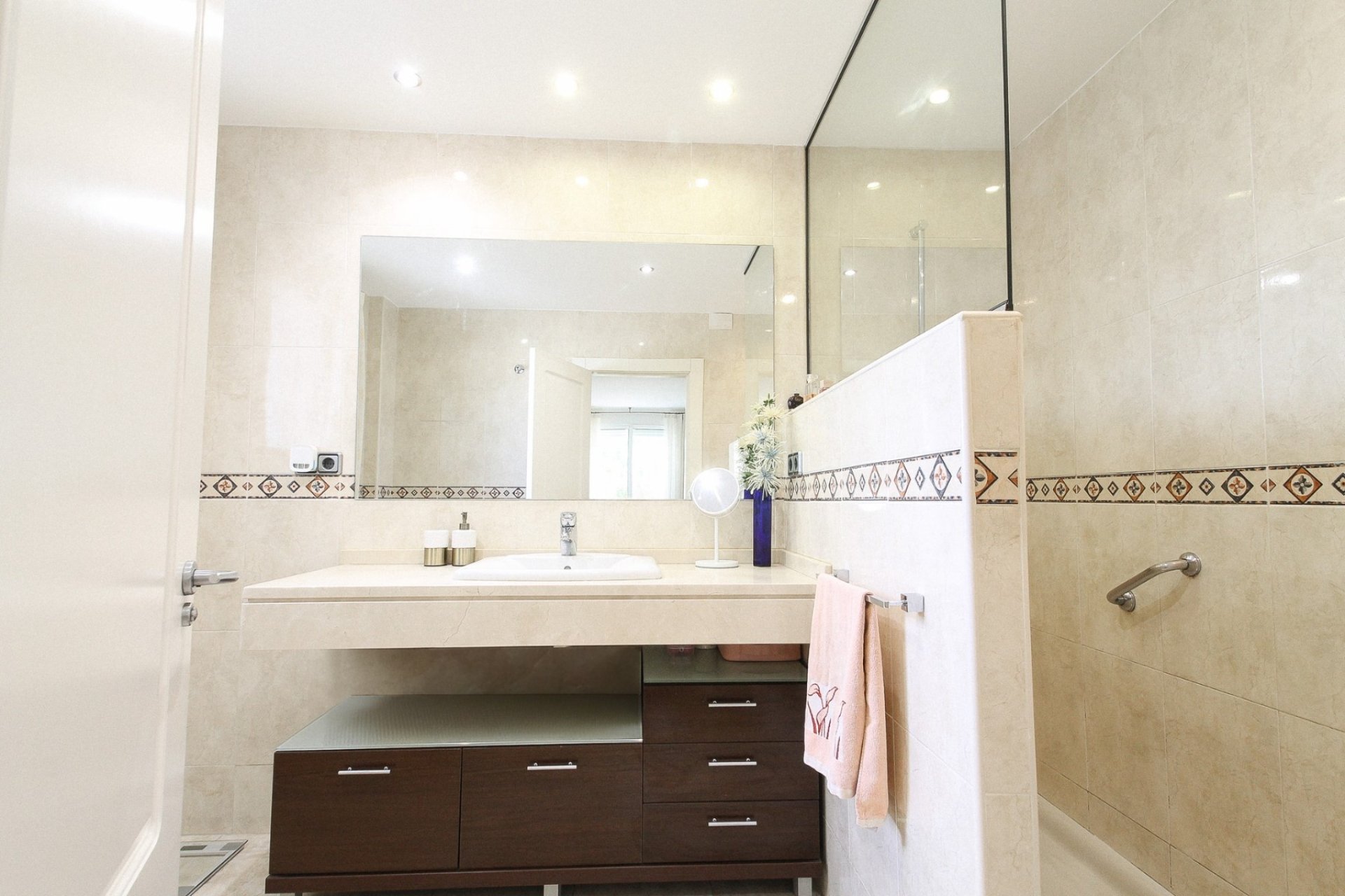 Herverkoop - Villa -
San Vicente del Raspeig