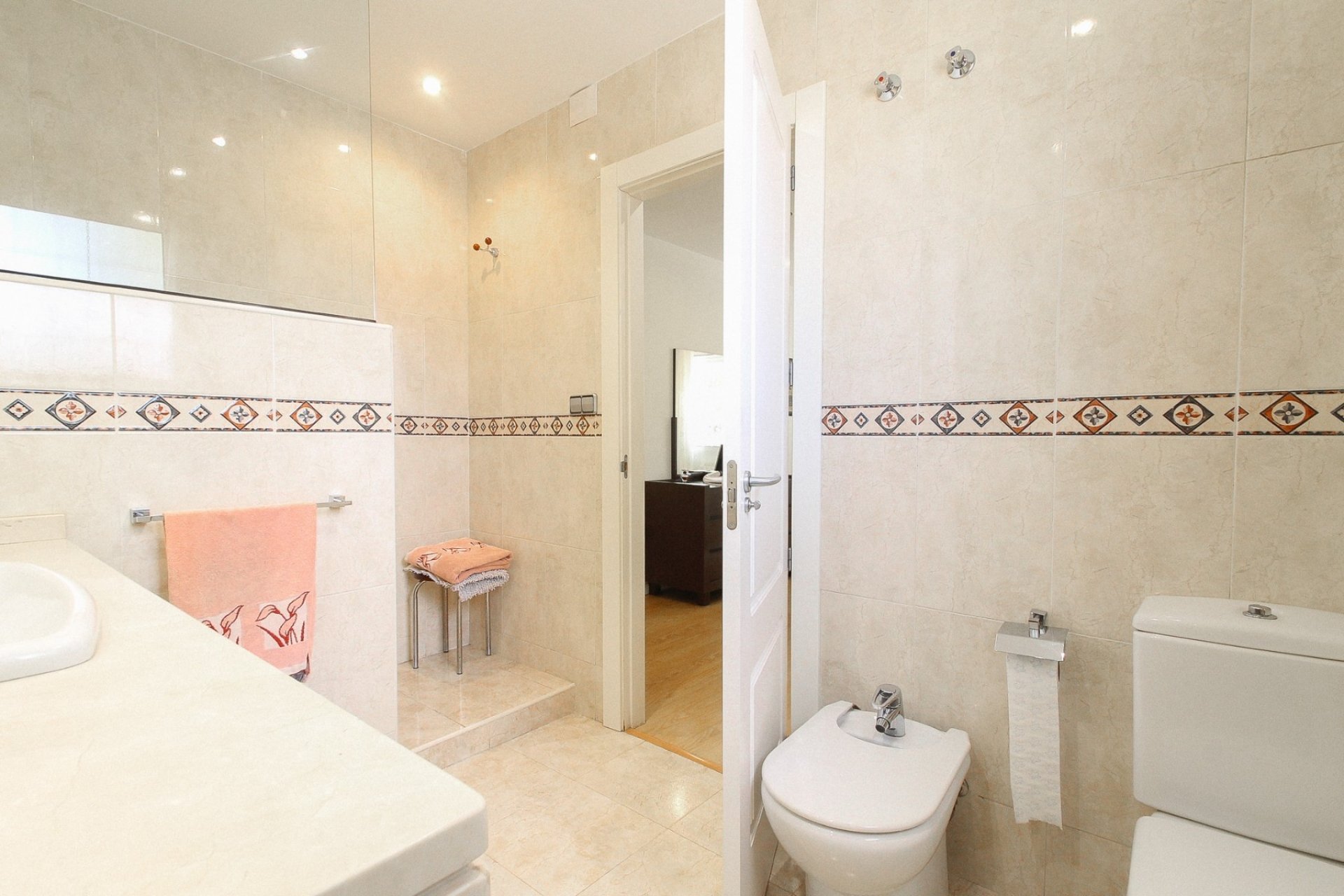 Herverkoop - Villa -
San Vicente del Raspeig