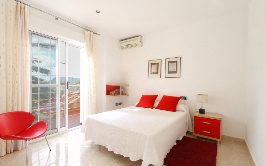 Herverkoop - Villa -
San Vicente del Raspeig